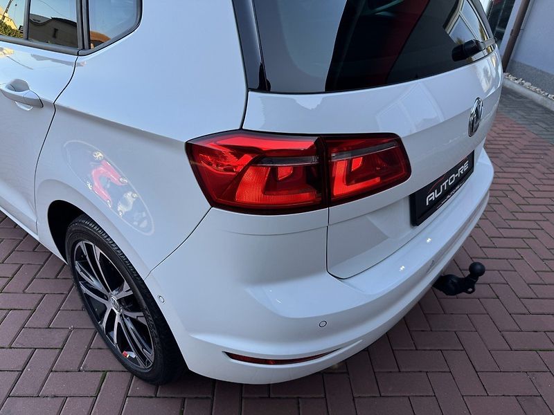 Volkswagen Golf Sportsvan (2015) 1.4TSi DSG Xenony Navi Tažné Z - fotka 45 z 50