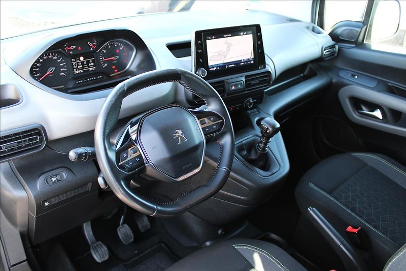 Peugeot Rifter 1,5 BHDi 96kW Active, odp. DPH - fotka 10 z 27