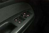 Volkswagen Touran (2012) 1.6 TDI, 7 míst, Park. senzory - náhled 12