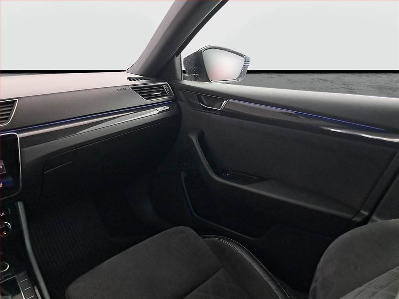 Škoda Superb (2018) Sportline 2.0 TDI, Automat - fotka 8 z 20