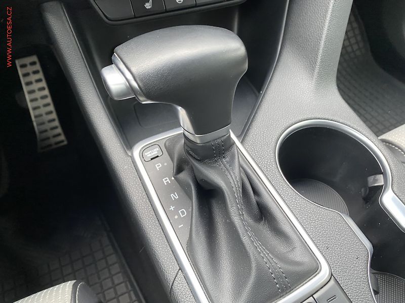 Kia Sportage (2018) 1.6 T-GDi AWD, GT-line, AT, - fotka 17 z 21