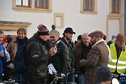 Automobiloví a motocykloví veteráni se vydali v neděli na tradiční jízdu Ze zámku na hrad. Start byl na Horním náměstí v Přerově, kde si lidé užili bohatý program.