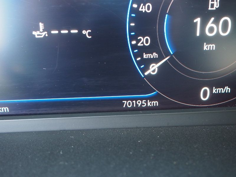 Volkswagen Multivan (2020) 2.0 TDI 146 kW, 4Motion - fotka 26 z 36
