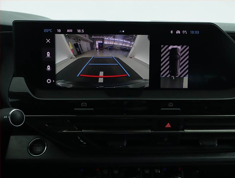 Citroën C5 X (2022) 1.2 PureTech - fotka 15 z 16