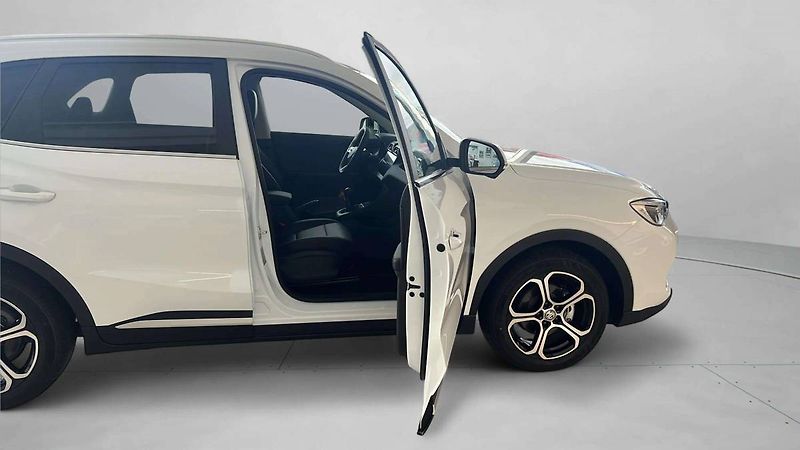 MG ZS (2025) ELEGANCE 1.5 MT5 (85kW/115k) / - fotka 17 z 30