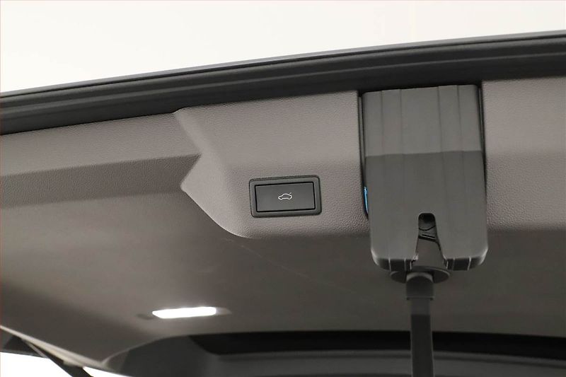 Volkswagen Multivan (2024) 2.0 TDI - fotka 24 z 26
