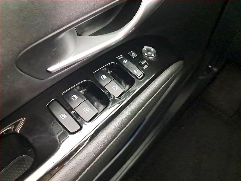 Hyundai Tucson (2021) 1.6 T-GDI 48V MHEV - fotka 19 z 25