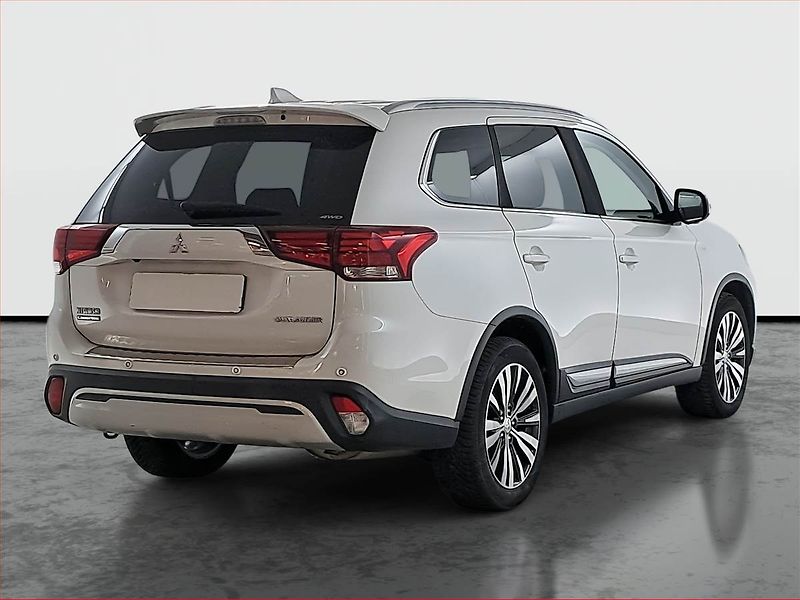 Mitsubishi Outlander (2019) 2.0 - fotka 5 z 20