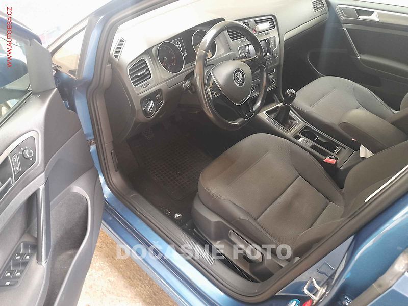 Volkswagen Golf (2013) 1.2 TSi, autoAC - fotka 3 z 3