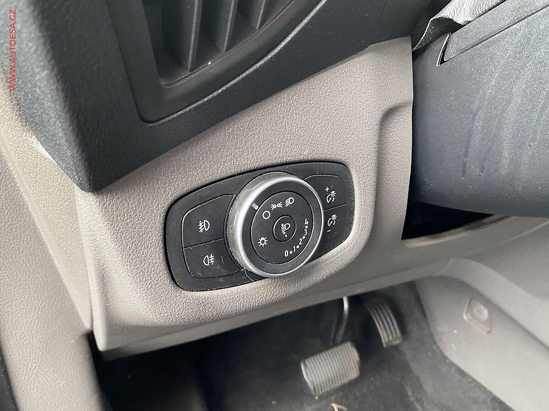 Ford Tourneo Connect (2019) 1.5TDCi MAXi XL, ČR - fotka 14 z 15