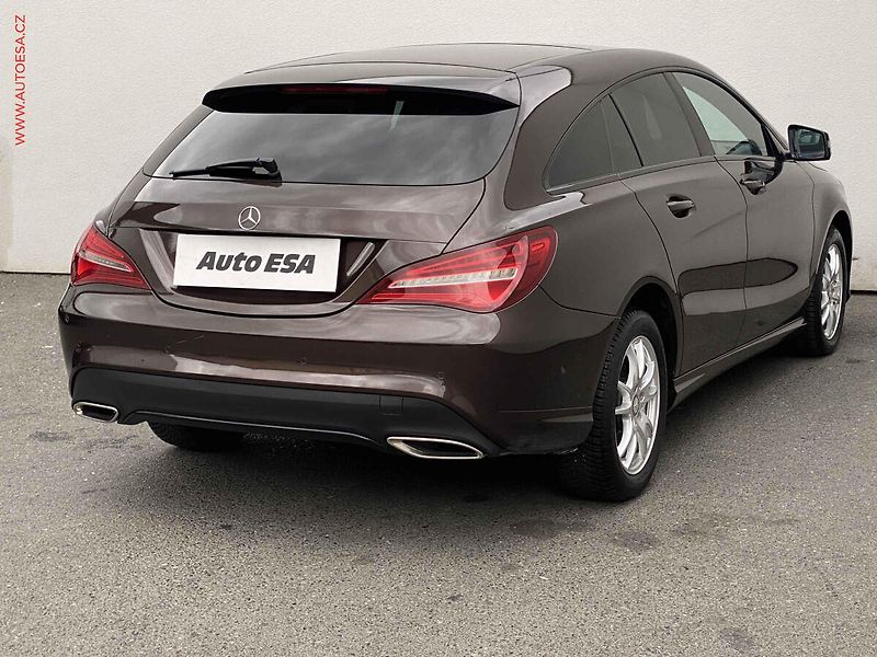 Mercedes-Benz CLA (2017) 1.6T 200, AT, LED, navi - fotka 4 z 18