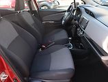 Toyota Yaris (2015) 1.33 Dual VVT-i, Automat, ČR - náhled 9