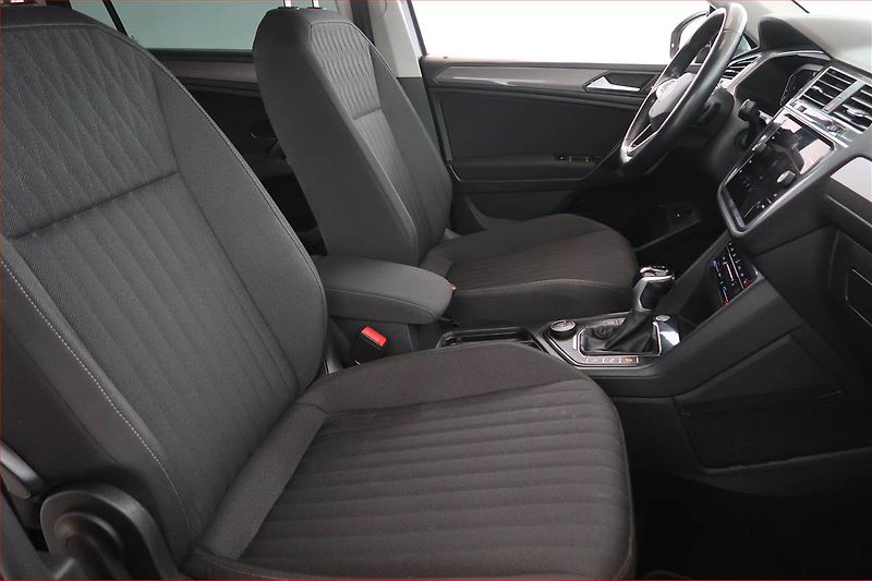 Volkswagen Tiguan Allspace (2022) Life 2.0 TDI - fotka 9 z 19