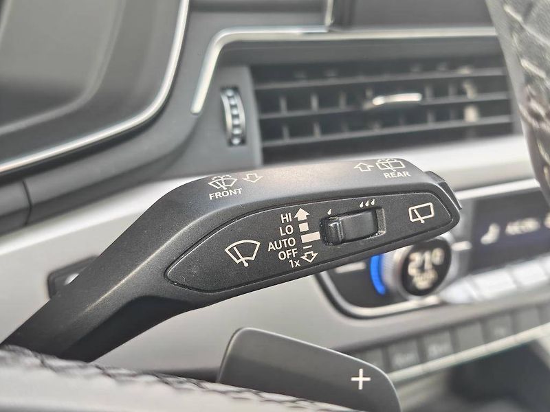 Audi A4 35 Advanced 35 7ST 2,0TFSI - fotka 15 z 25
