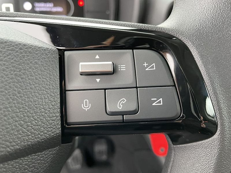 Toyota ProAce City Verso 1.5D 100k 6MT Business - fotka 21 z 26