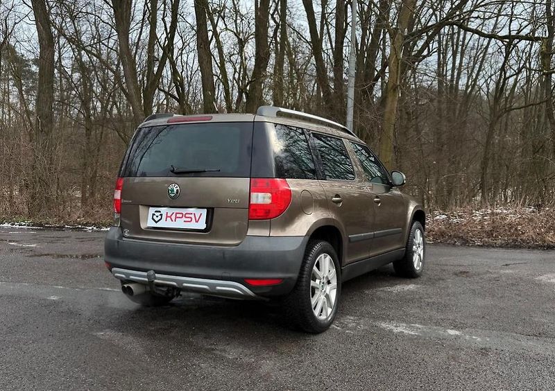Škoda Yeti (2009) 1.2 / 77 kW - fotka 6 z 18