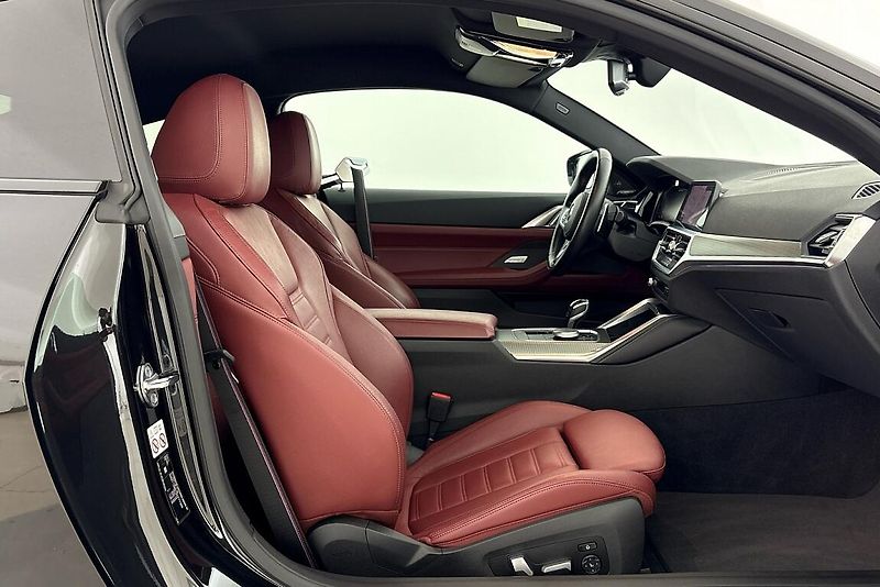 BMW Řada 4 M440i xDrive - fotka 11 z 24
