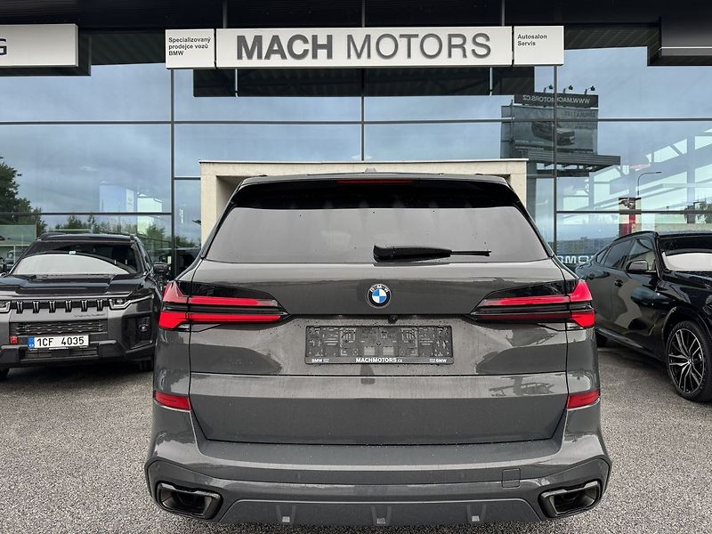 BMW X5 40d xDrive Masáže Ventilace Ne - fotka 8 z 18