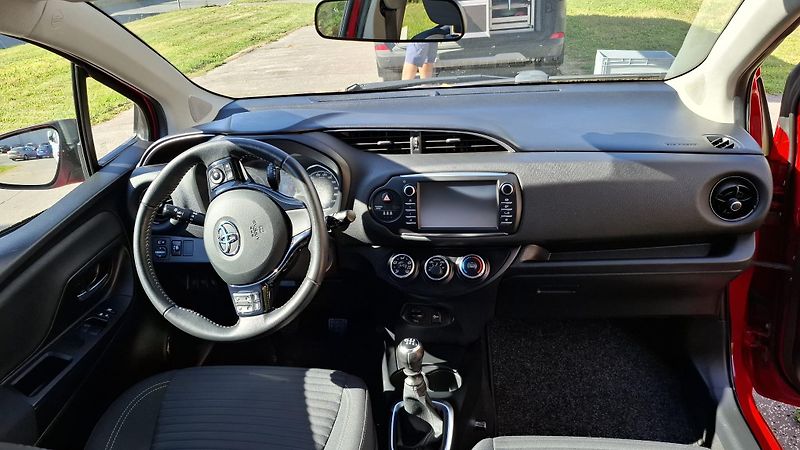 Toyota Yaris (2018) - fotka 9 z 11