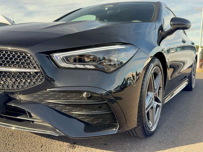 Mercedes-Benz CLA 200 d AMG Style - fotka 9 z 37