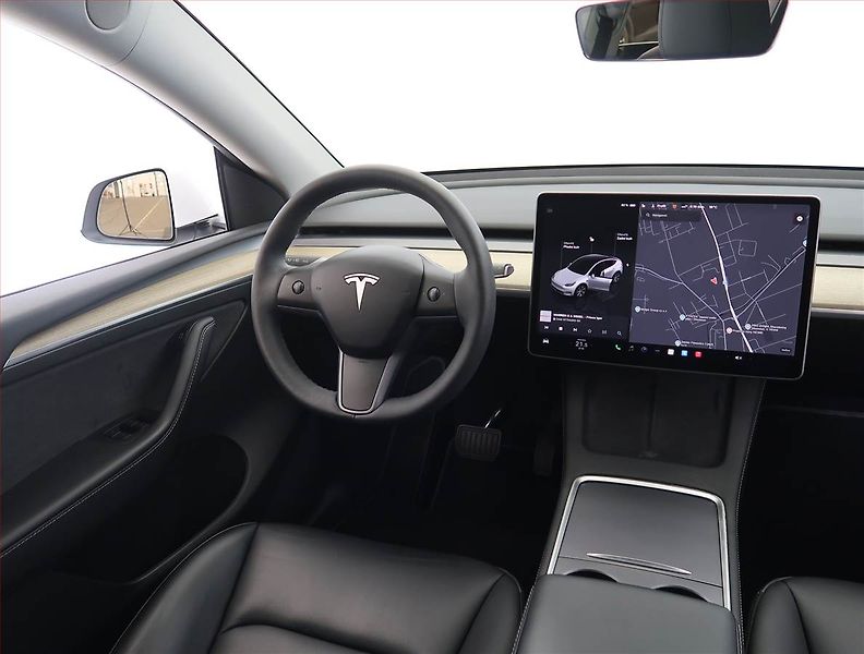 Tesla Model Y (2023) RWD LFP 60kWh, SoH 97% - fotka 7 z 33
