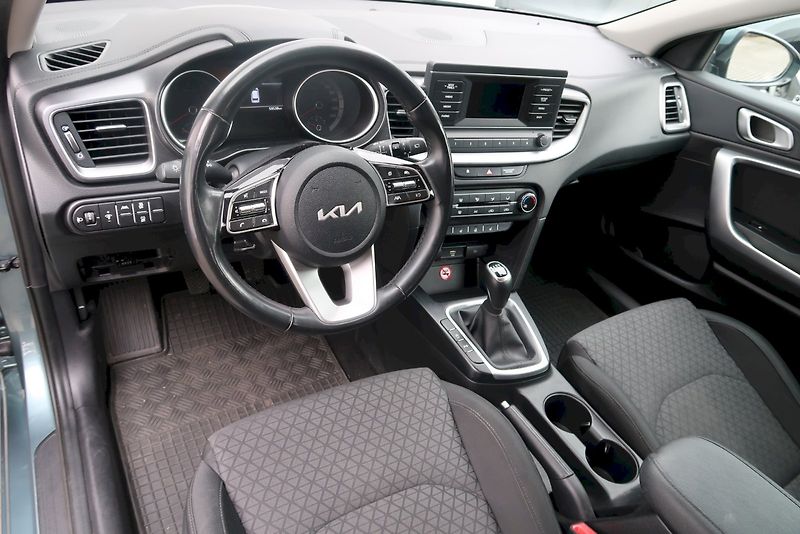Kia Ceed (2022) Sportswagon, 1.0 T-GDI / 88 kW - fotka 11 z 29