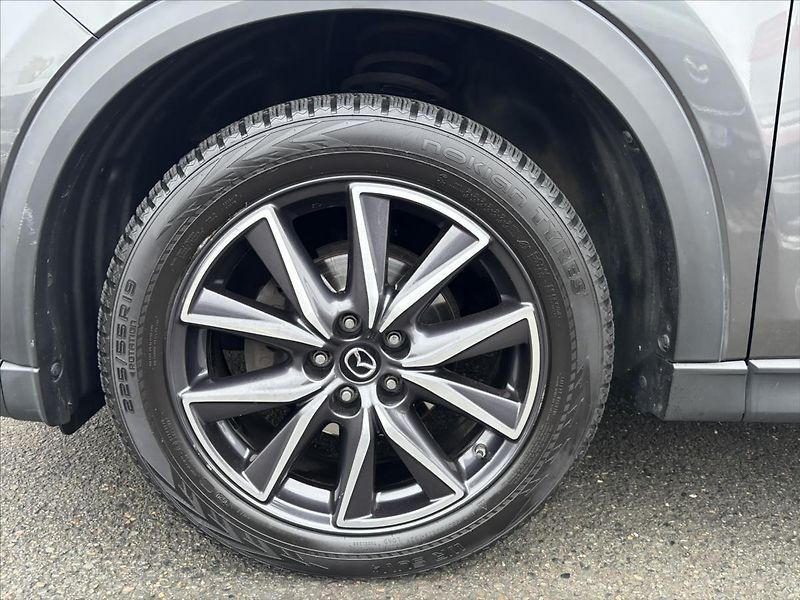 Mazda CX-5 2,2 4x4 AT Revolution Top KŮŽE - fotka 41 z 48