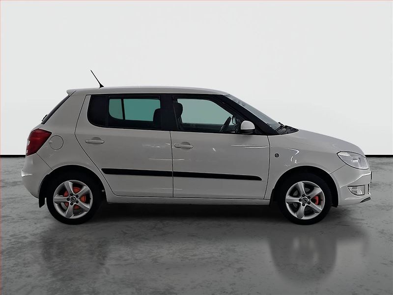 Škoda Fabia (2011) Ambition 1.2 TSI, Serv.kniha - fotka 6 z 15