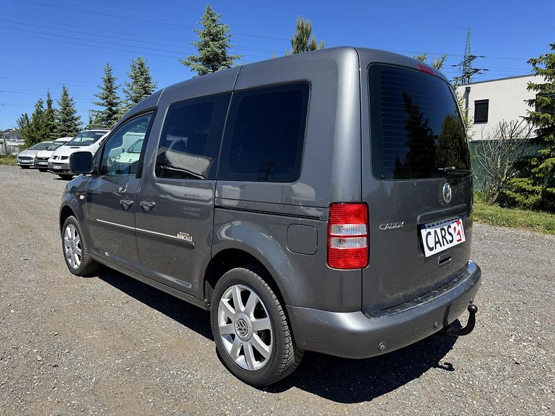 Volkswagen Caddy 1.6TDi,75kw,5míst,klima,Tažné. - fotka 7 z 37