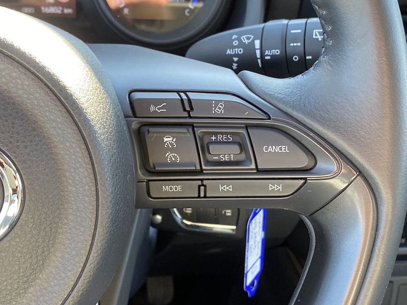 Toyota Yaris 1.5HSD, ČR-1m, Style Tech - fotka 18 z 30