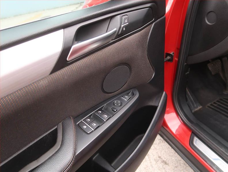 BMW X3 (2016) xDrive20d, 4X4, Automat, Kůže - fotka 18 z 22