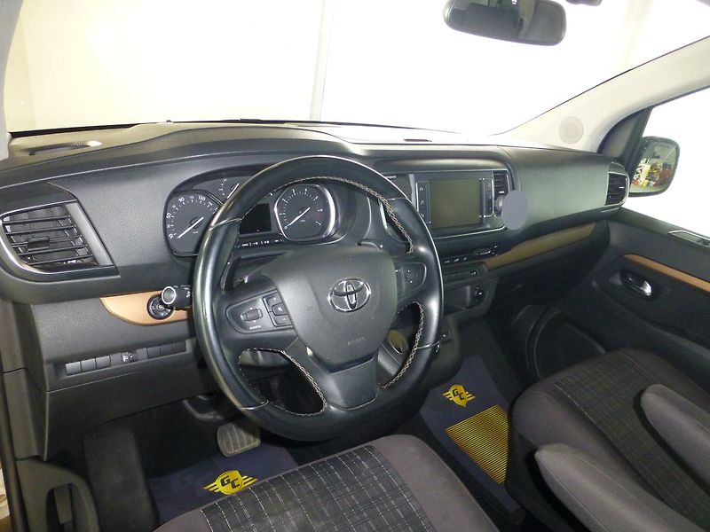 Toyota ProAce Verso (2021) 2,0 D-130KW*KAMER*8M*NEW.ČR-1M - fotka 13 z 28