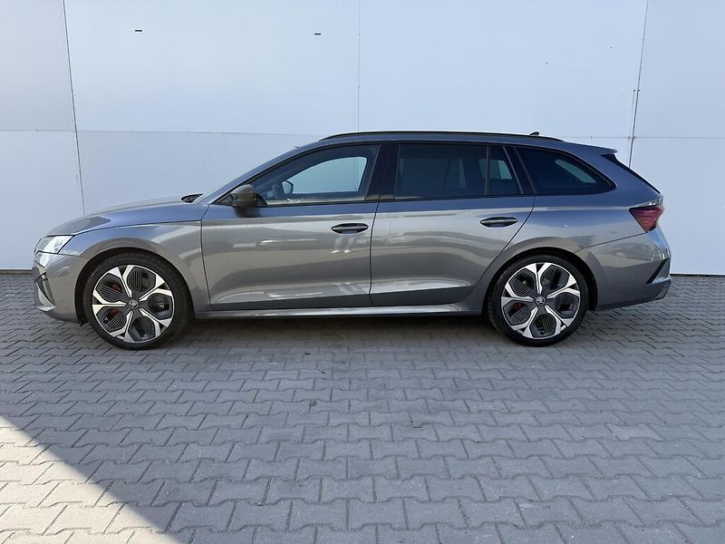 Škoda Octavia Combi DSG 2,0 TSi 195 kW RS - fotka 3 z 26