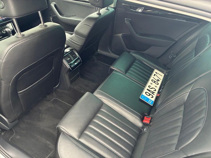 Škoda Superb (2023) L&K 2.0TDI 147kW DSG TAŽNÉ CZ - fotka 8 z 11