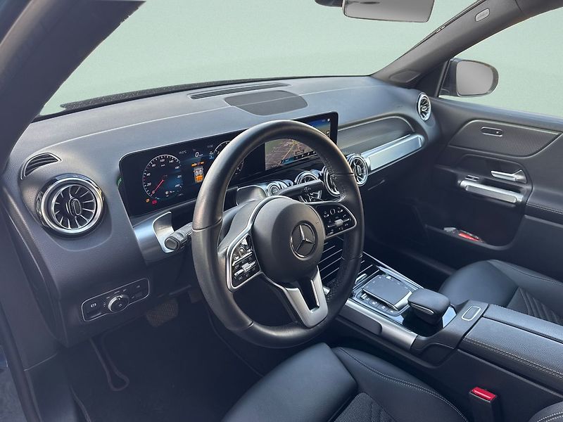 Mercedes-Benz GLB PROGRESSIVE 200d 4MATIC - fotka 17 z 21