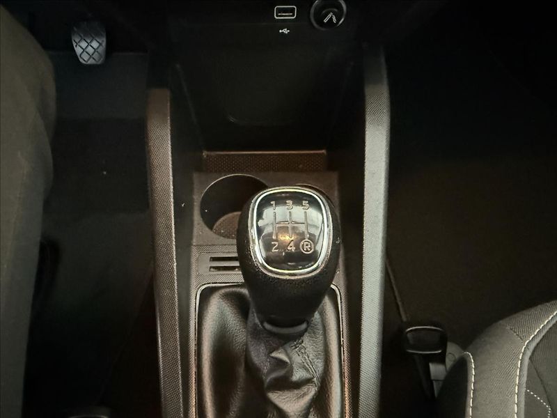 Škoda Fabia 1,0   MPI 55kW,SERVISNÍ KNÍŽKA - fotka 20 z 23