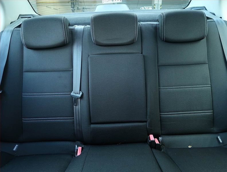 Renault Fluence (2013) 1.6 16V, po STK, slušný stav - fotka 10 z 14
