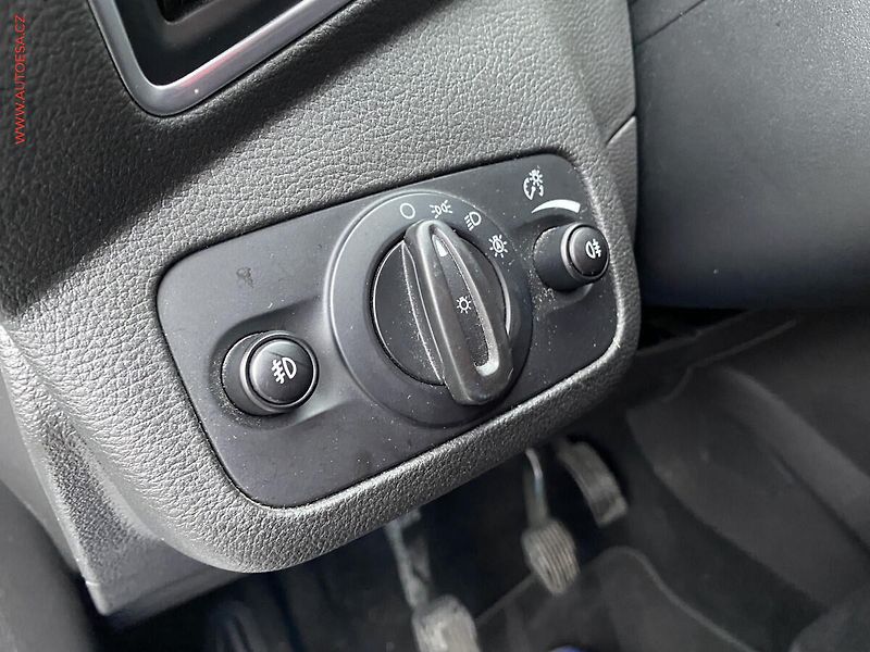 Ford Kuga (2015) 2.0 TDCi 4X4, Individual - fotka 15 z 17
