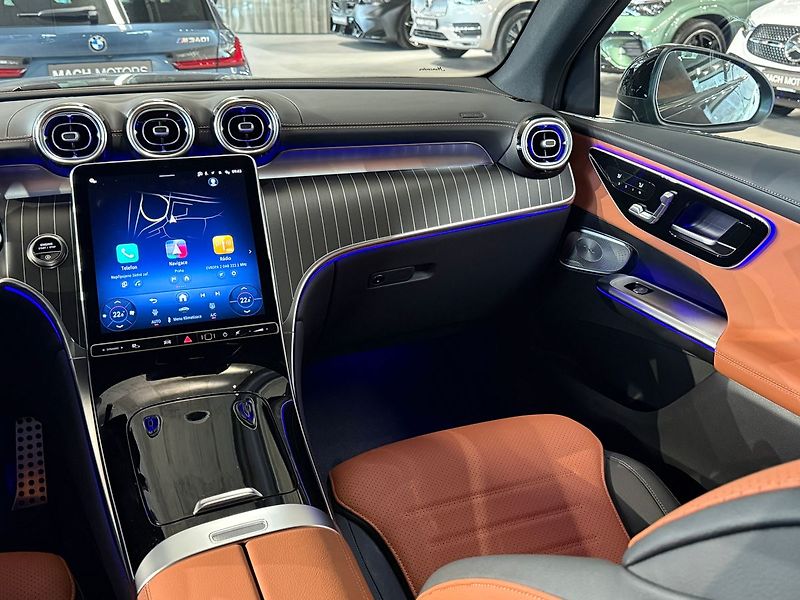 Mercedes-Benz GLC 220d 4MATIC, DISTRONIC, Tažné - fotka 38 z 38