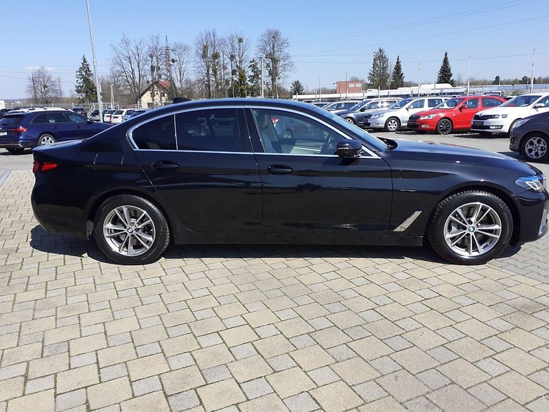 BMW Řada 5 (2020) 540 i xDrive ČR DPH - fotka 3 z 41
