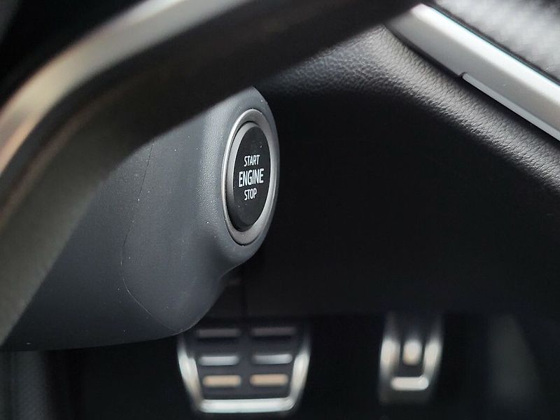 Škoda Elroq RS 82kWh 250kW - fotka 17 z 38