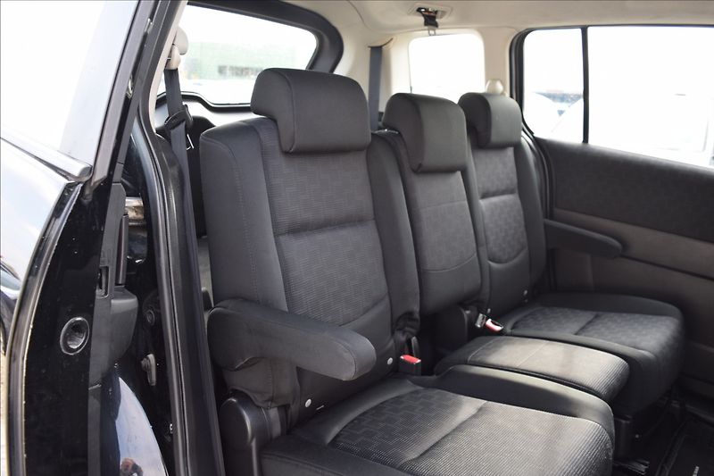 Mazda 5 1,8 i(MZR) 85KW 7 MÍST TAŽNÉ - fotka 26 z 40