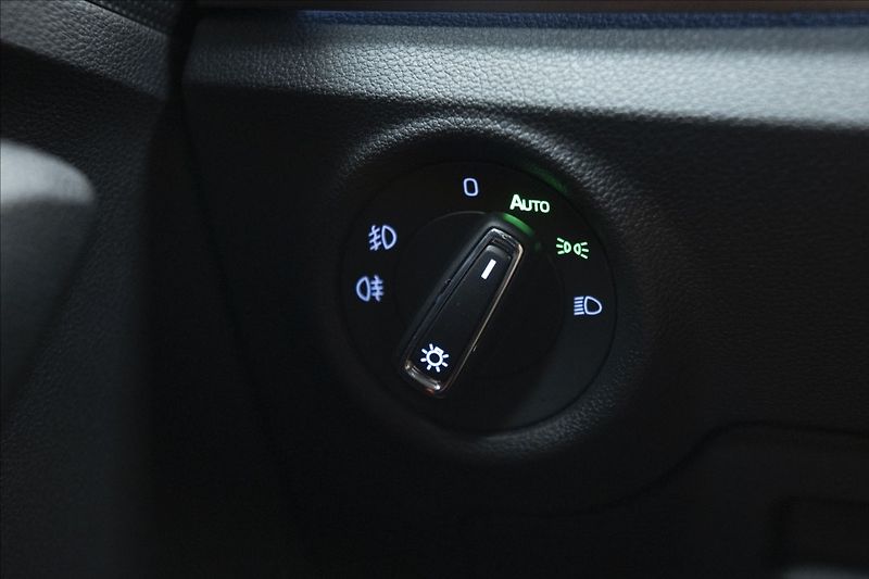 Škoda Scala 1,0 TSI STYLE 1. MAJITEL ČR - fotka 26 z 36