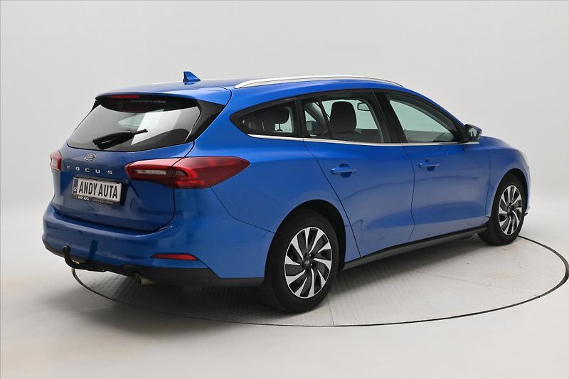 Ford Focus 1,5 EcoBlue 85 kW AT8 Titanium - fotka 5 z 29