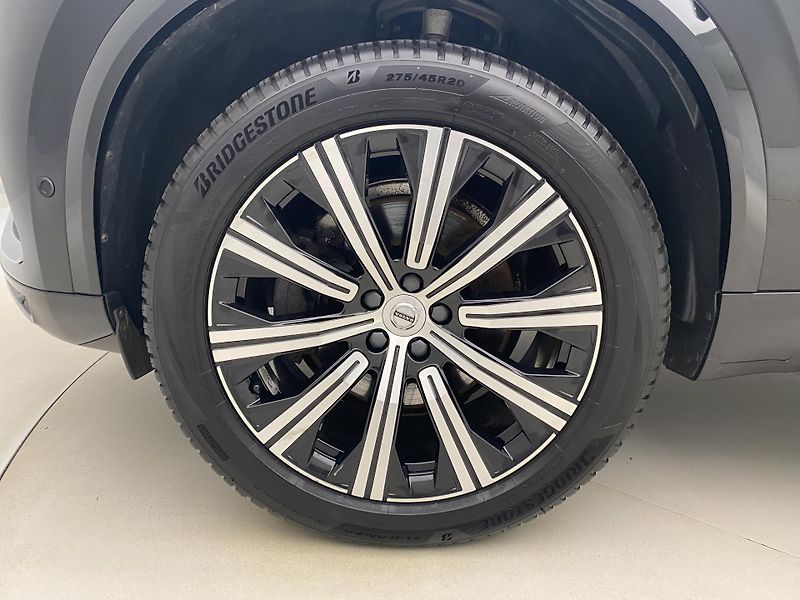 Volvo XC90 B5 AWD BRIGHT ULTIMATE AUT 7m - fotka 39 z 56