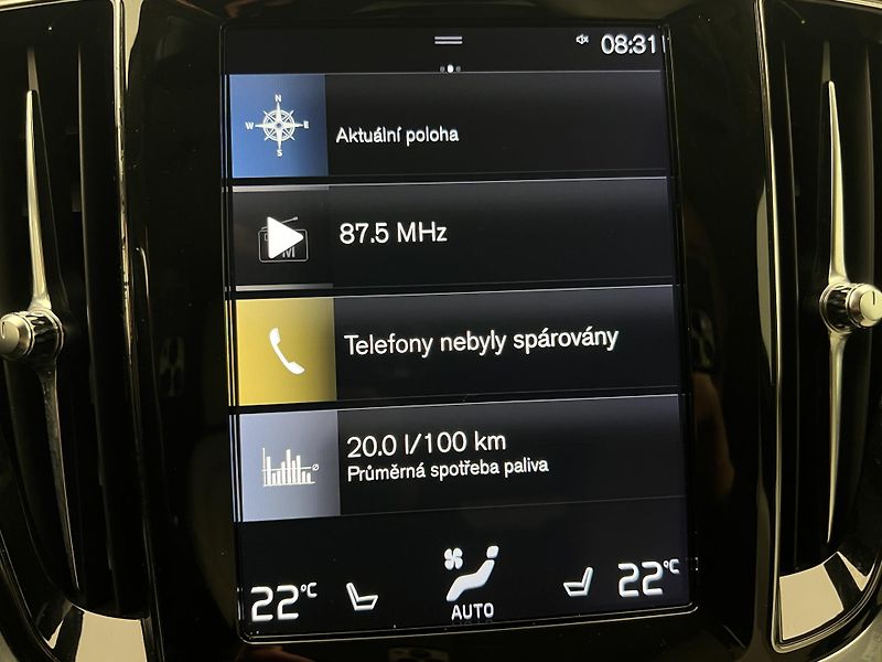 Volvo V60 D4 MOMENTUM AUT - fotka 25 z 46
