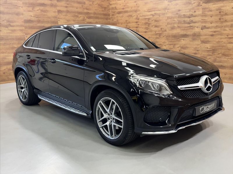 Mercedes-Benz GLE 350d AMG LINIE MULTIBEAM - fotka 4 z 20