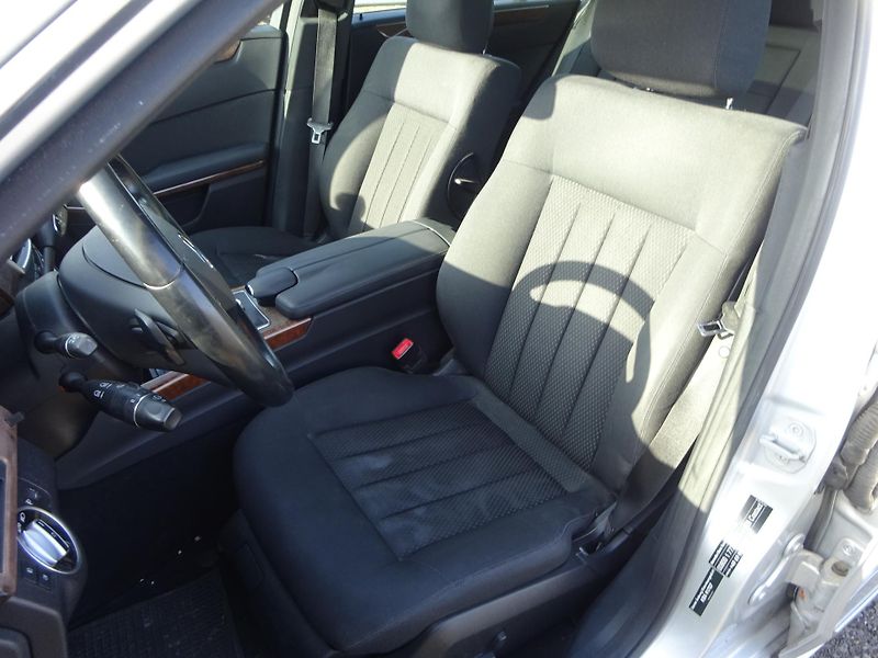 Mercedes-Benz Třídy E 220 CDI 125kW ELEGANCE - fotka 5 z 25
