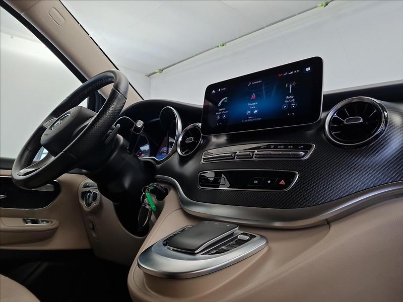 Mercedes-Benz Třídy V 300 d 4MATIC AVANTGARDE Long - fotka 16 z 28