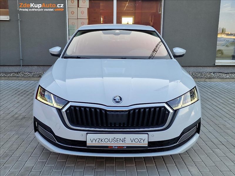 Škoda Octavia 2.0TDI Style, původ ČR,1.Maj. - fotka 4 z 50